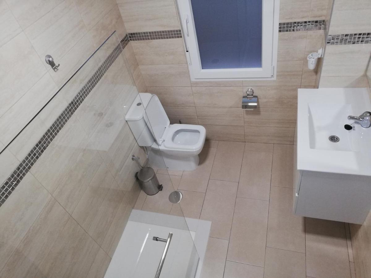 Pension La Intermodal Santiago de Compostela Dış mekan fotoğraf